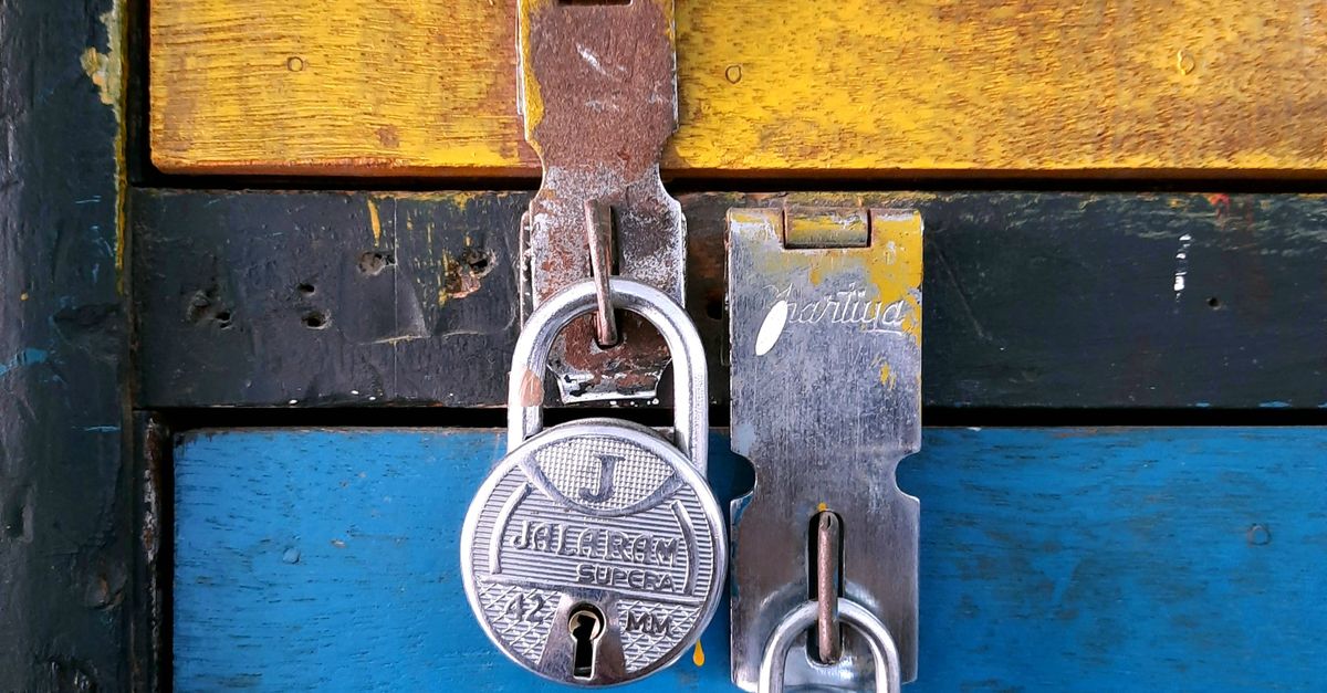locksmith shop keys — Manatee Locksmith